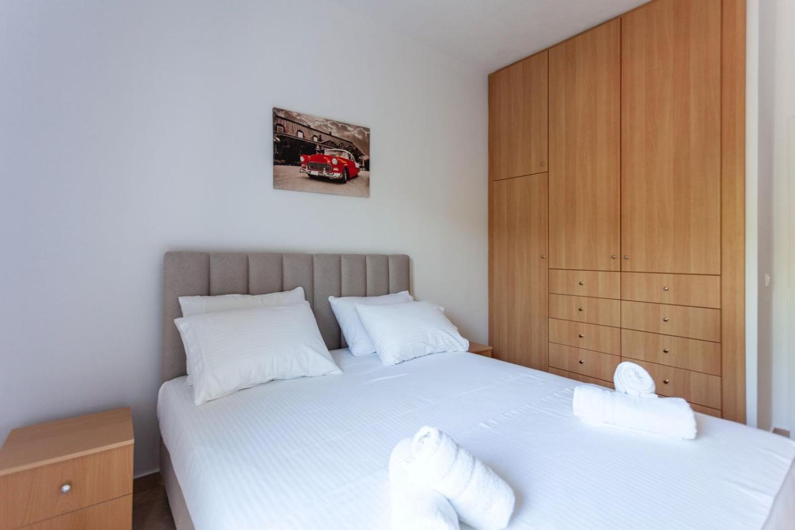 Zacharias Apartments Himare Exterior photo